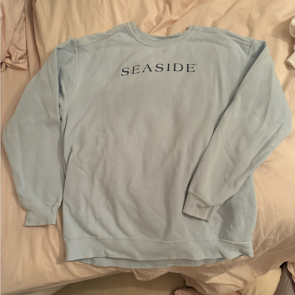 Light blue seaside crewneck
